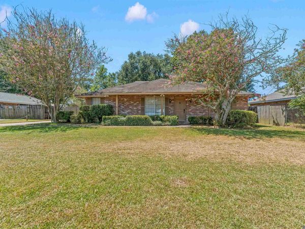 13346 Perkins Road East, Baton Rouge, LA 70810
