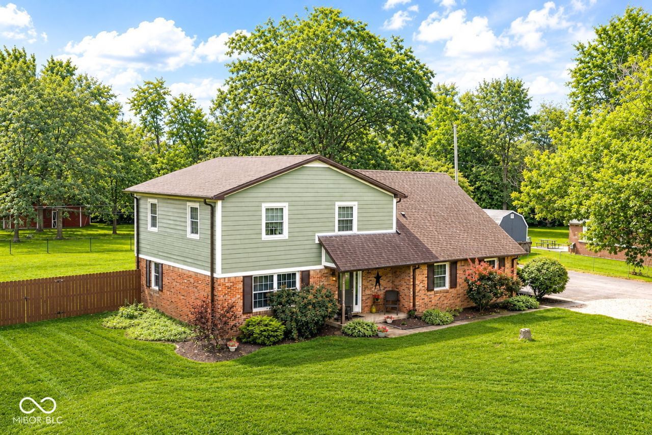 2225 Elizaville Road, Lebanon, IN 46052 Main Photo