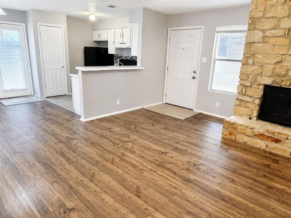 823 Taulbee LN, Unit B, Austin, TX 78757