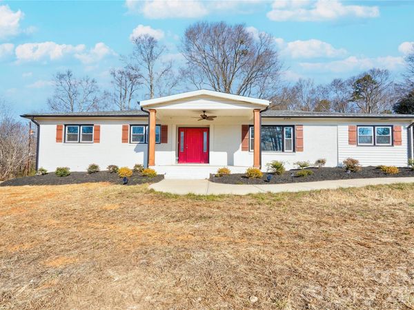 226 Hardin Circle , Grover, NC 28073