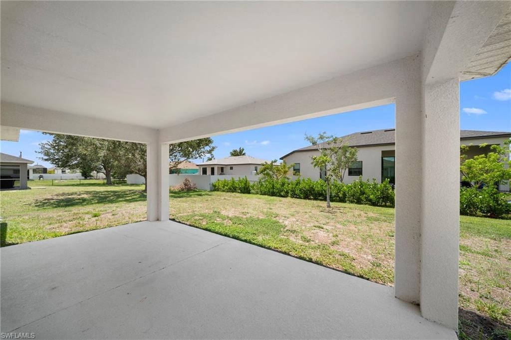202 NW 25th Pl, Cape Coral, FL 33993 Photo