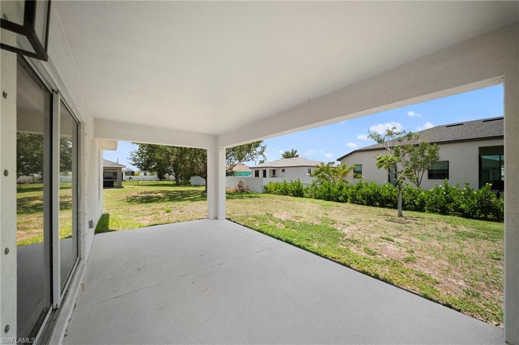 202 NW 25th Pl, Cape Coral, FL 33993 Photo