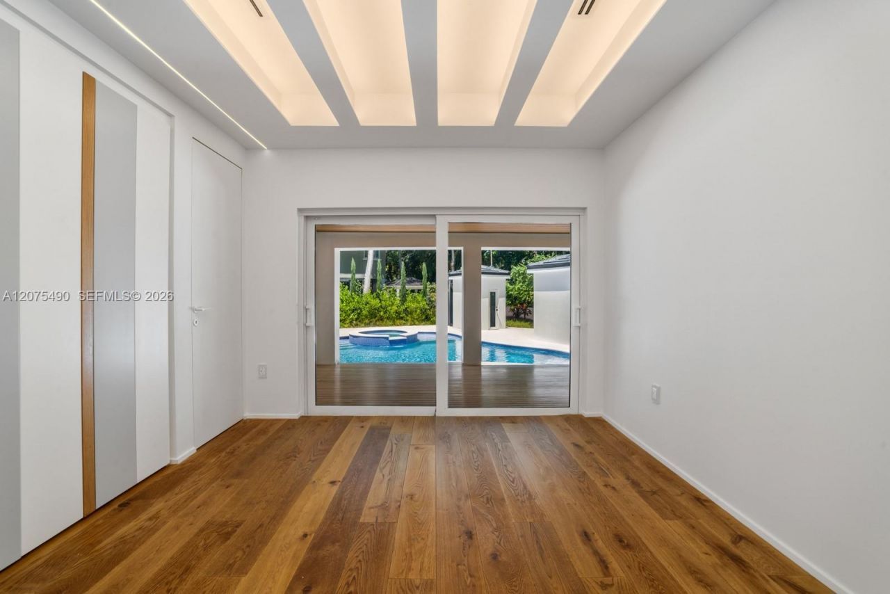 8150 Old Cutler Rd, Coral Gables, FL 33143 Photo