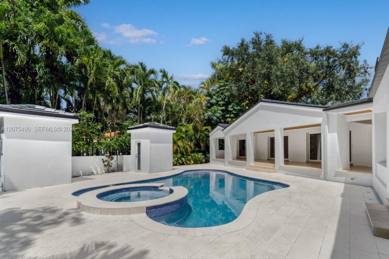 8150 Old Cutler Rd, Coral Gables, FL 33143 Photo