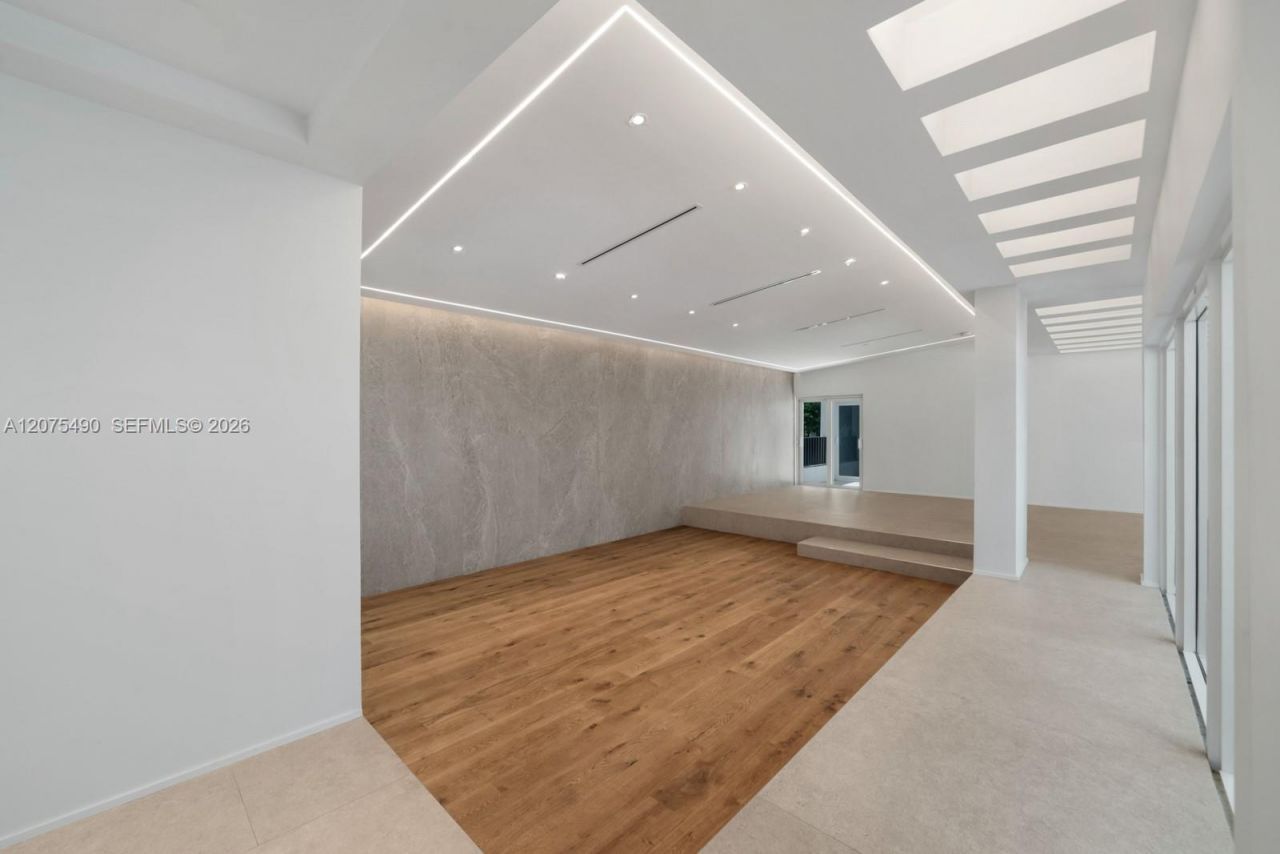 8150 Old Cutler Rd, Coral Gables, FL 33143 Photo