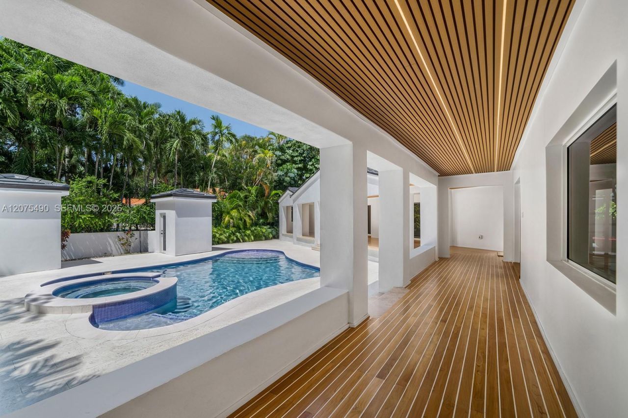8150 Old Cutler Rd, Coral Gables, FL 33143 Photo