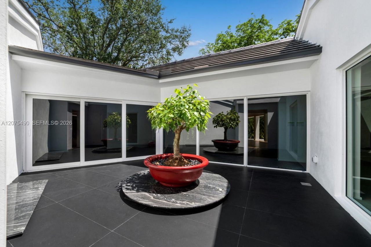 8150 Old Cutler Rd, Coral Gables, FL 33143 Photo