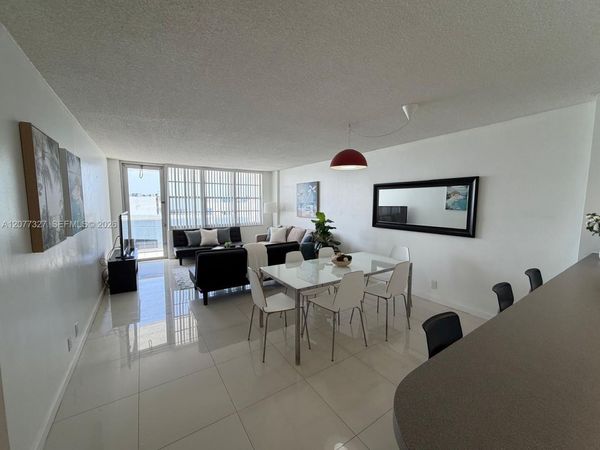 3725 S Ocean Dr , Unit 1517, Hollywood, FL 33019