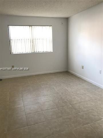 7235 NW 179th St , Unit 101, Hialeah, FL 33015 Photo