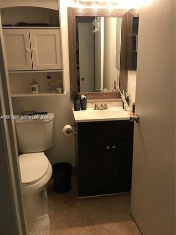 7235 NW 179th St , Unit 101, Hialeah, FL 33015 Photo