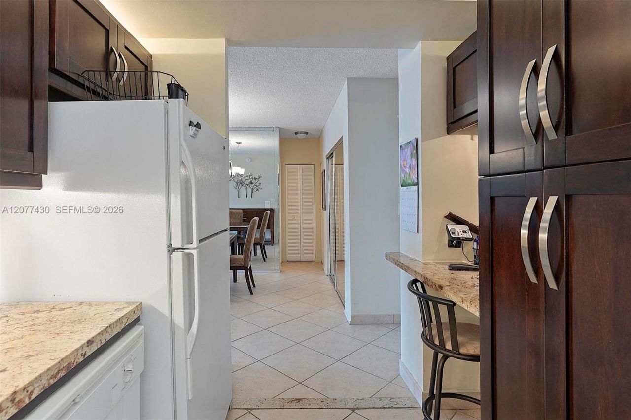 1980 S Ocean Dr, Unit 20A, Hallandale Beach, FL 33009 Photo