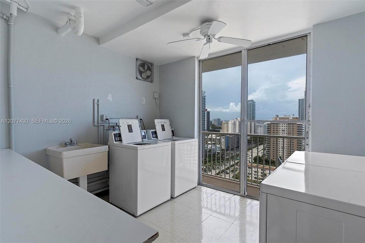 1980 S Ocean Dr, Unit 20A, Hallandale Beach, FL 33009 Photo