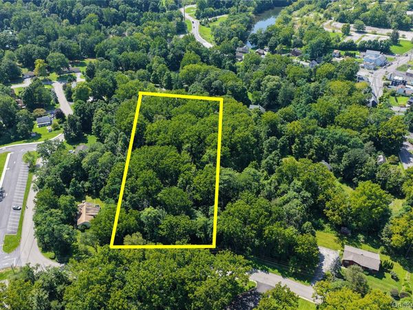 Chase Drive , Fishkill, NY 12524