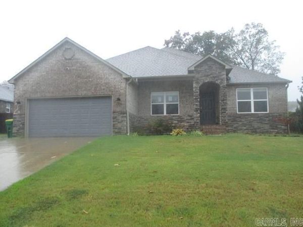 17015 Crooked Oak Dr , Sherwood, AR 72120