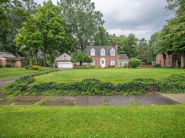 1144 Kingsway Street , Alliance, OH 44601