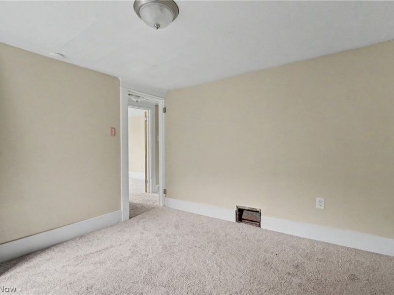 944 Redfern Avenue, Akron, OH 44314 Photo 17