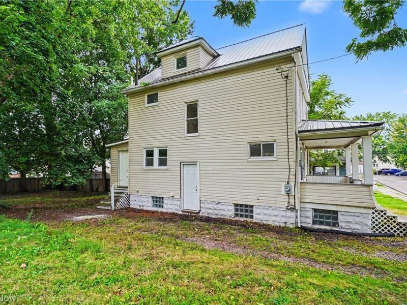 944 Redfern Avenue, Akron, OH 44314 Photo 24