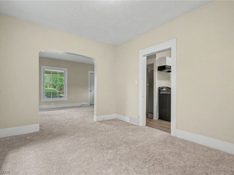 944 Redfern Avenue, Akron, OH 44314 Photo 6