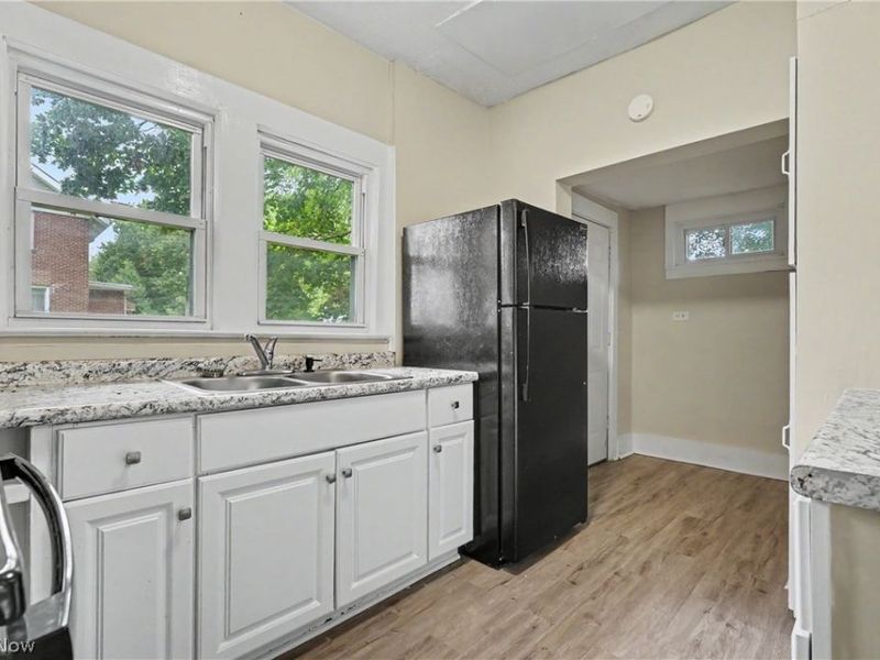 944 Redfern Avenue, Akron, OH 44314 Photo 8