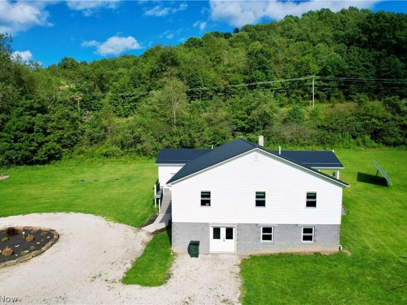 8251 Bay Road SE, Carrollton, OH 44615 Photo 33