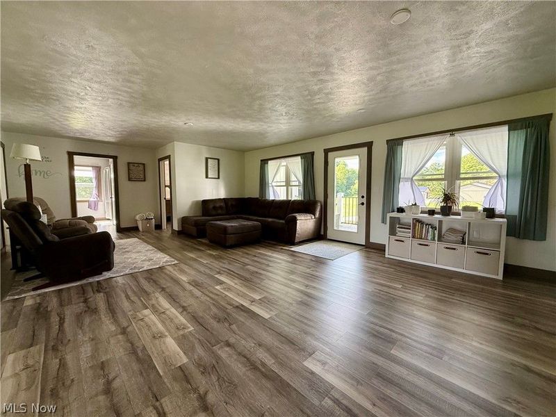 8251 Bay Road SE, Carrollton, OH 44615 Photo 7