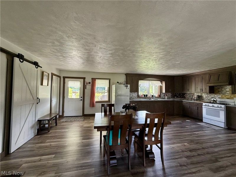 8251 Bay Road SE, Carrollton, OH 44615 Photo 9