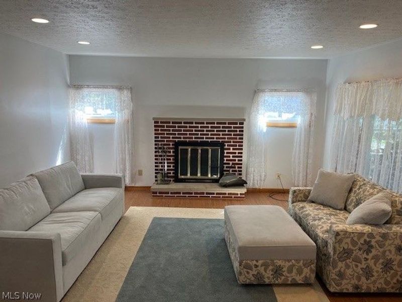 313 Schneider Street, North Canton, OH 44720 Photo 4