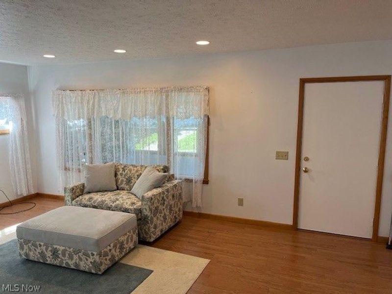 313 Schneider Street, North Canton, OH 44720 Photo 5