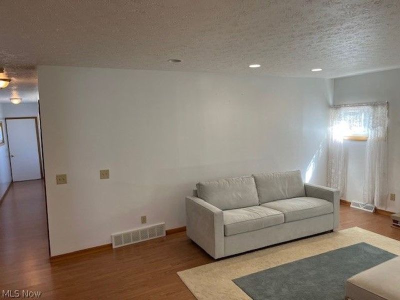 313 Schneider Street, North Canton, OH 44720 Photo 6