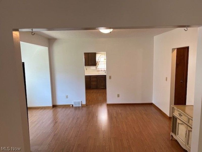 313 Schneider Street, North Canton, OH 44720 Photo 9