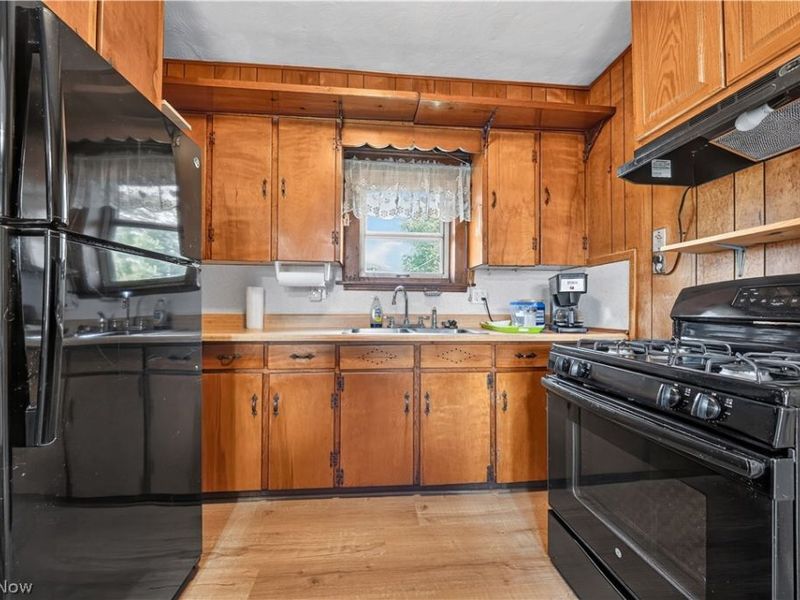 1412 Perryville Place, Ashtabula, OH 44004 Photo 32