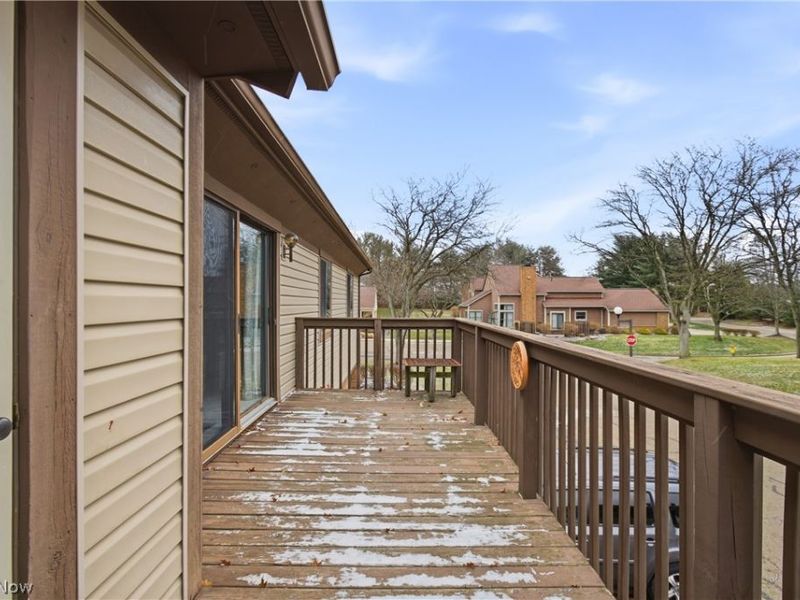 4557 Saint James Circle NW, Canton, OH 44708 Photo 17