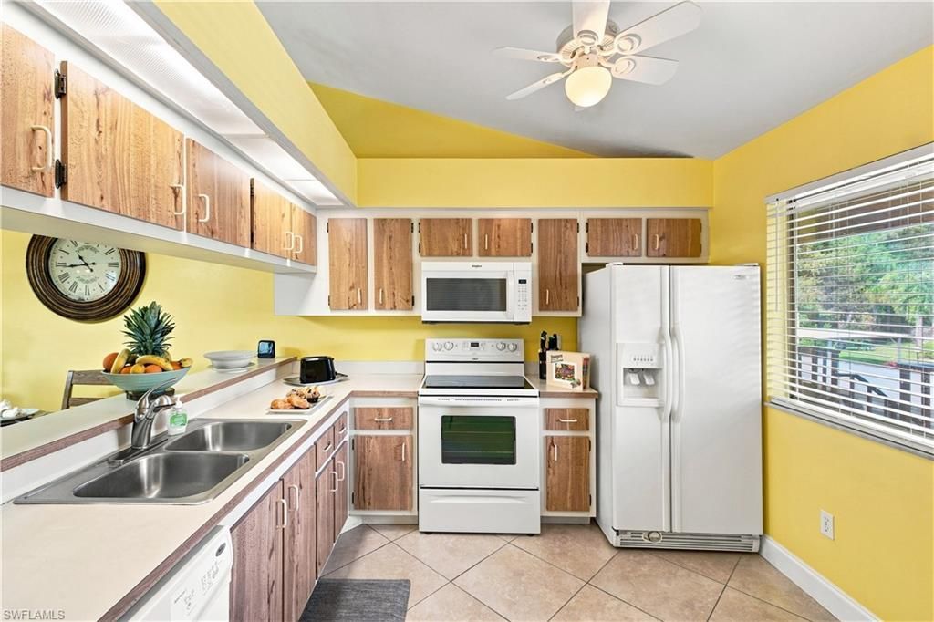 13090 Cross Creek Ct , Unit 209, Fort Myers, FL 33912 Photo