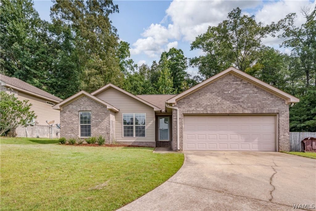 5330 Blackstone Ln., Northport, AL 35473 Main Photo