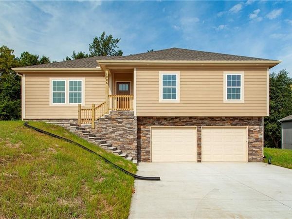 1006 Deer Run N/A, Warrensburg, MO 64093