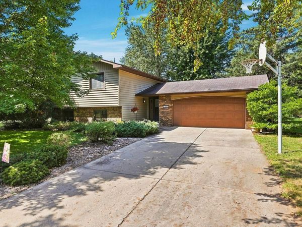 1535 29th Avenue N, Saint Cloud, MN 56303