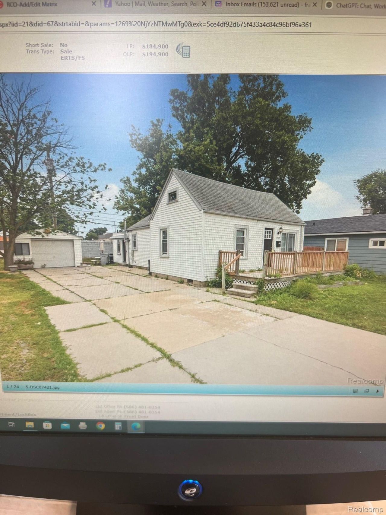 23409 Carlisle Avenue , Hazel Park, Mi 48030 Main Photo