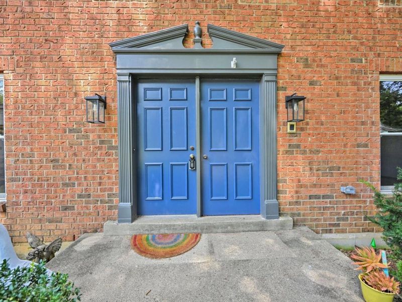 416 Flemridge Court, Wyoming, OH 45231 Photo 3