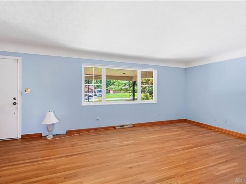 2116 Bonniedale Drive, Bellbrook, OH 45305 Photo 11