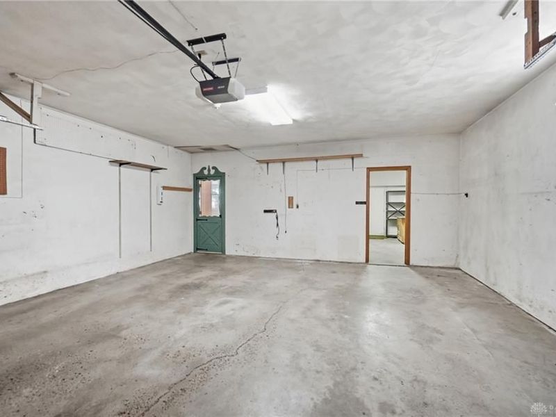 2116 Bonniedale Drive, Bellbrook, OH 45305 Photo 53