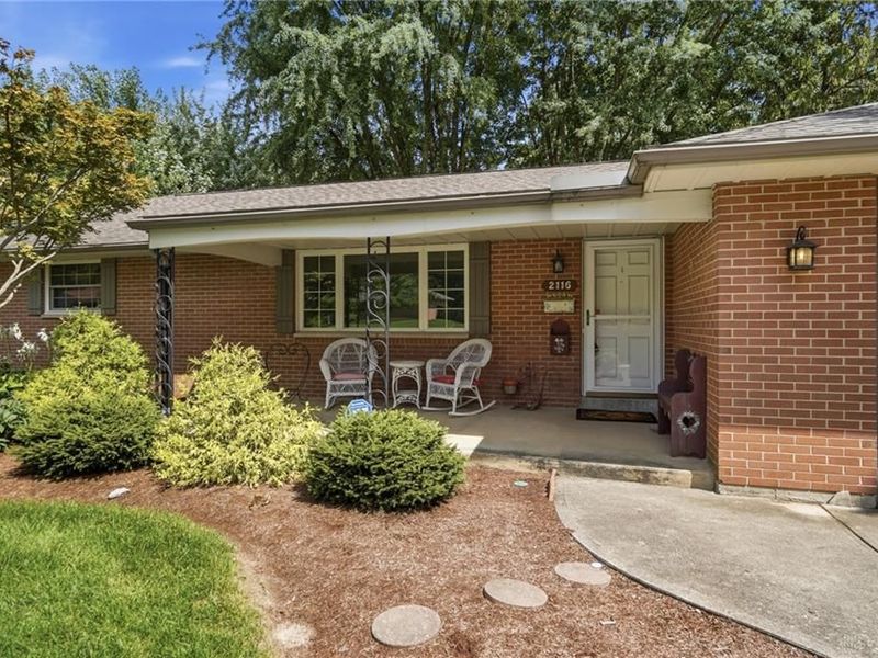 2116 Bonniedale Drive, Bellbrook, OH 45305 Photo 6