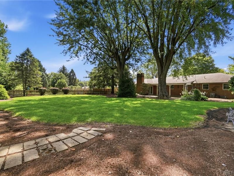 2116 Bonniedale Drive, Bellbrook, OH 45305 Photo 60