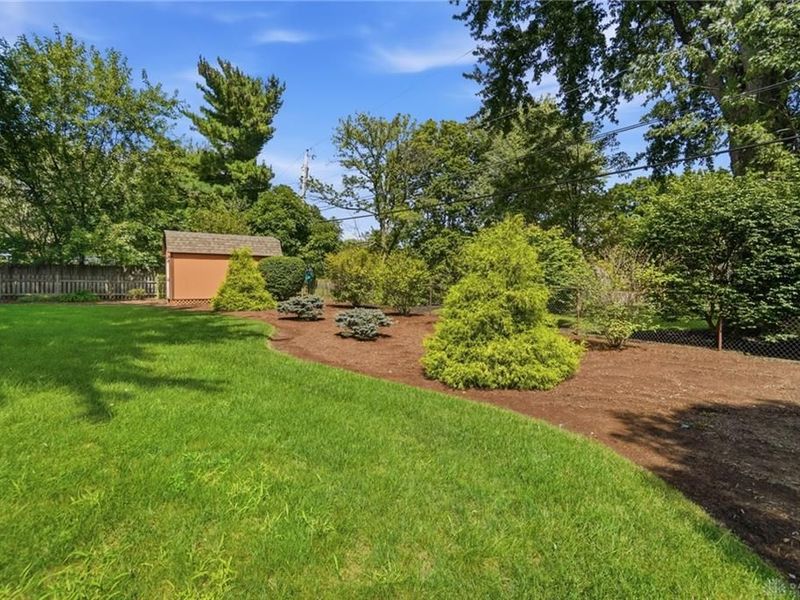 2116 Bonniedale Drive, Bellbrook, OH 45305 Photo 63