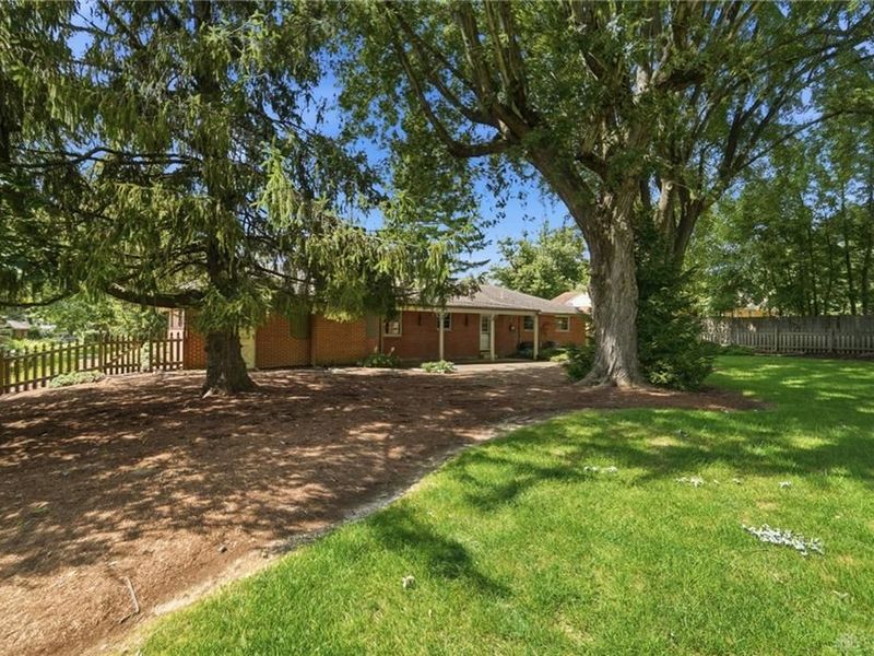 2116 Bonniedale Drive, Bellbrook, OH 45305 Photo 64