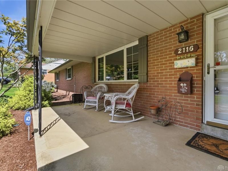 2116 Bonniedale Drive, Bellbrook, OH 45305 Photo 7