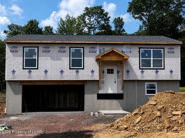409 Cedar Drive, Drums, PA 18222