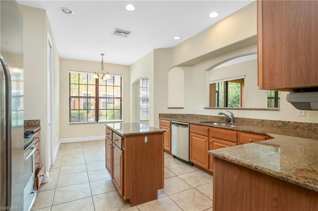 1244 Carpazi Ct, Unit 2, Naples, FL 34105 Photo