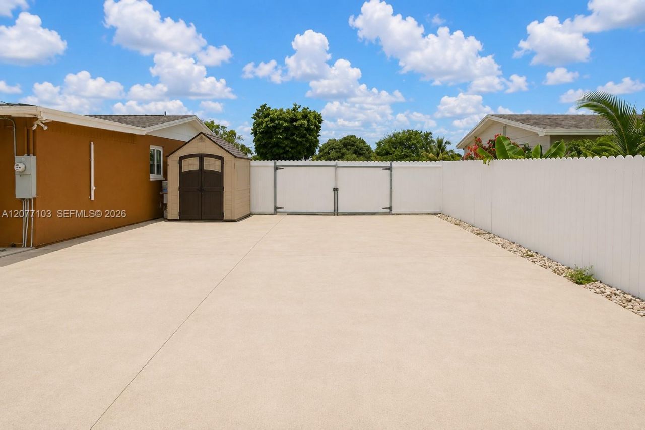 1225 NW 192nd St , Miami Gardens, FL 33169 Photo