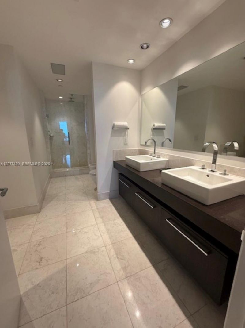 17121 Collins Ave , Unit 1807, Sunny Isles Beach, FL 33160 Photo