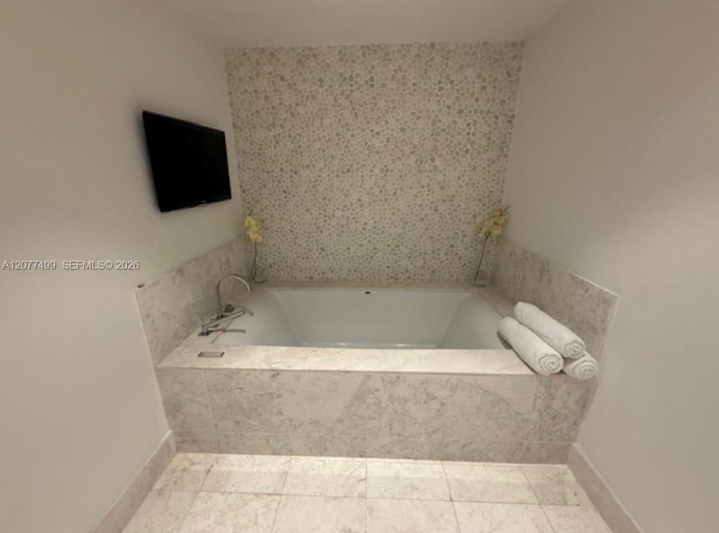 17121 Collins Ave , Unit 1807, Sunny Isles Beach, FL 33160 Photo